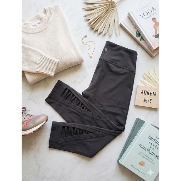 Athleta Pants - ATHLETA Black Quest Criss Cross Chaturanga Capri Tights US S‎